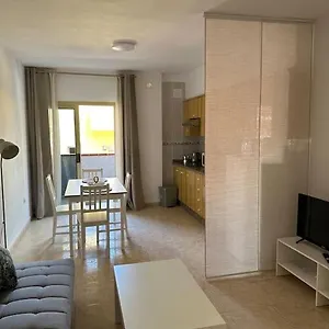 Bonito Estudio En Bien Situado , San Isidro (Tenerife) España